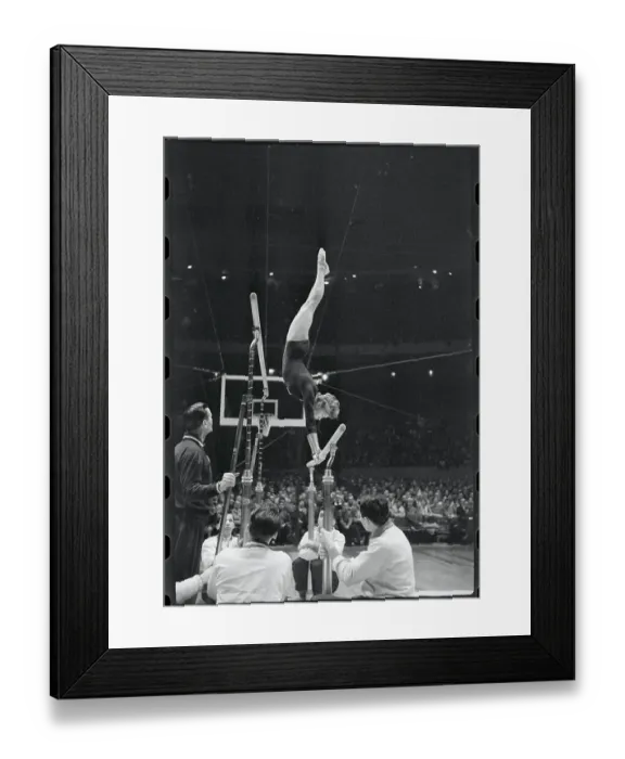 Framed Print : Russian Olympian Larisa Latynina on the Beam Framed Print : Russian Olympian Larisa Latynina on the Beam