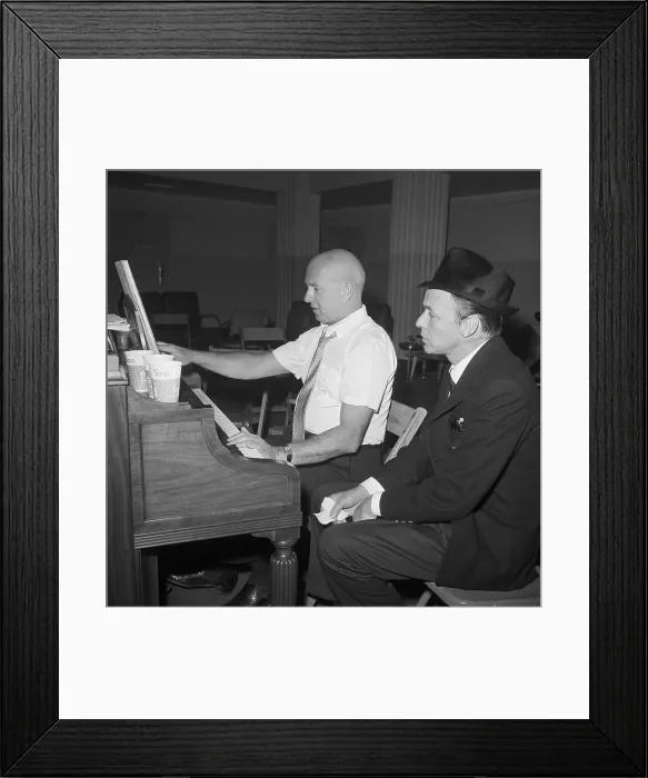 Framed Print : Sinatra And Jimmy Van Husen At Piano Framed Print : Sinatra And Jimmy Van Husen At Piano
