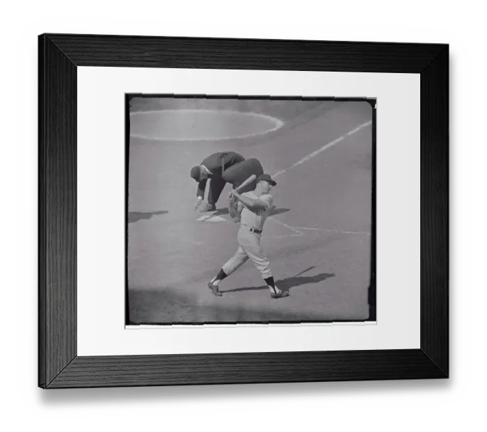 Framed Print : Mickey Mantle in Batting Position Framed Print : Mickey Mantle in Batting Position