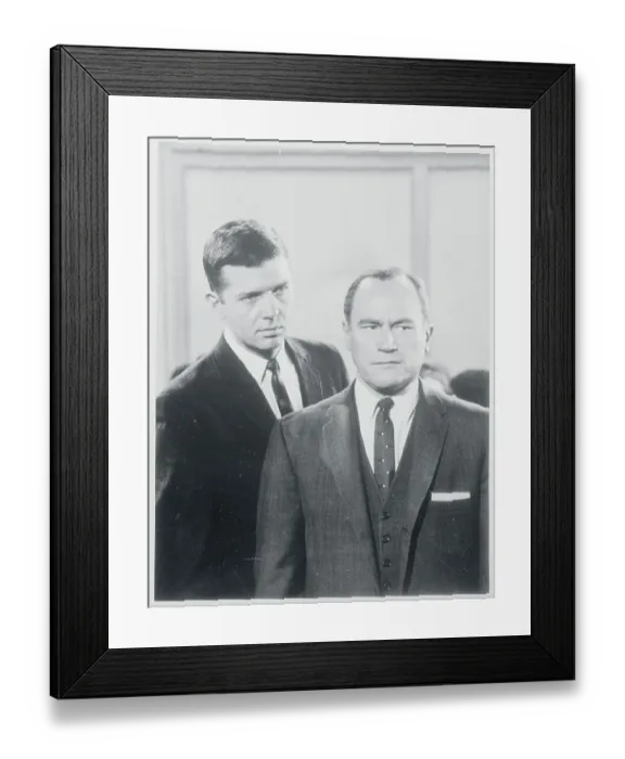 Framed Print : Actors on Set of The Defenders Framed Print : Actors on Set of The Defenders