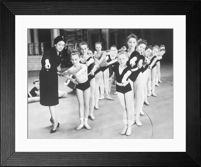 Framed Print : Margot Fonteyn Teaching Ballet Class