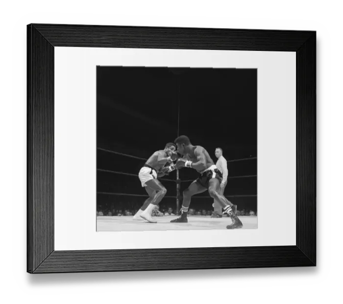 Framed Print : Emile Griffith and Luis Rodriguez Bout Framed Print : Emile Griffith and Luis Rodriguez Bout