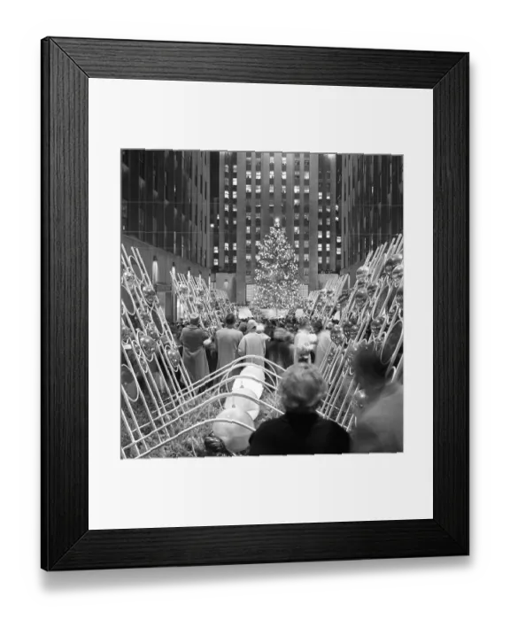 Framed Print : Christmas Tree at Rockefeller Center
