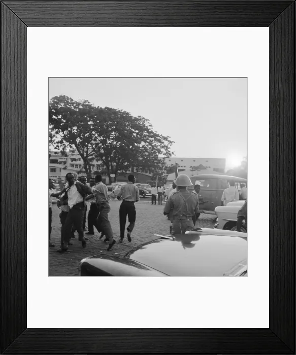 Framed Print : Congolese Rebels Attacking Albert Ndele with Soldier Nearby Framed Print : Congolese Rebels Attacking Albert Ndele with Soldier Nearby