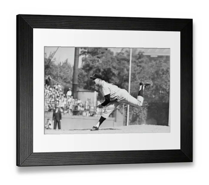 Framed Print : Pitcher Whitey Ford Showing His Form Framed Print : Pitcher Whitey Ford Showing His Form