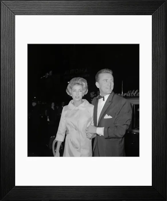 Framed Print : Kirk and Ann Douglas Posing for Photographer Framed Print : Kirk and Ann Douglas Posing for Photographer