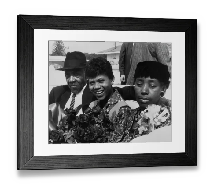 Framed Print : Wilma Rudolph And Parents Framed Print : Wilma Rudolph And Parents