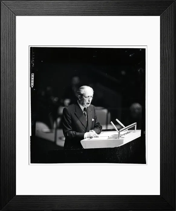 Framed Print : Harold MacMillan Addresses UN General Assembly Framed Print : Harold MacMillan Addresses UN General Assembly