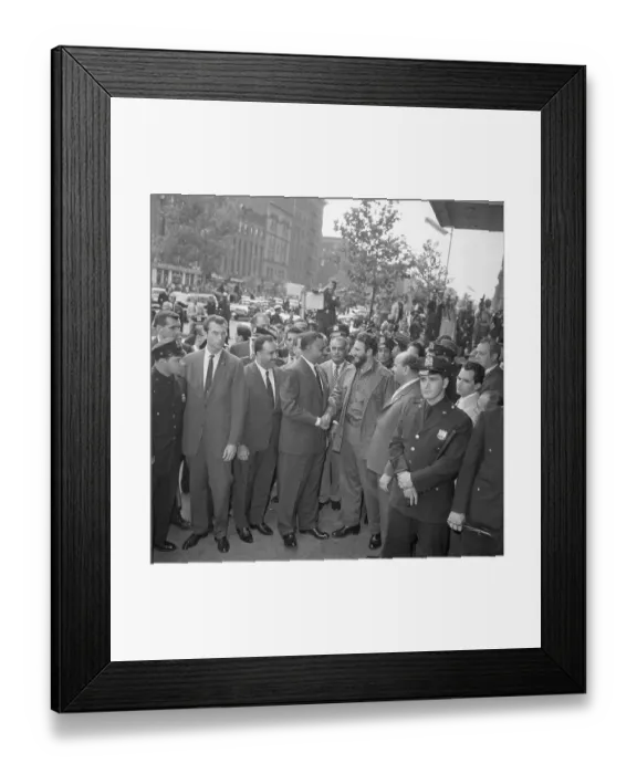 Framed Print : Nasser and Castro Meet At Hotel Framed Print : Nasser and Castro Meet At Hotel