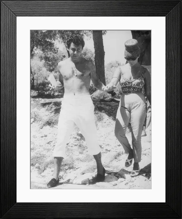 Framed Print : Liz Taylor and Eddie Fisher Framed Print : Liz Taylor and Eddie Fisher