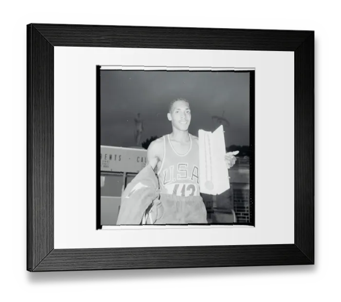 Framed Print : Lee Clahoun Holding Olympic Gold Medal Framed Print : Lee Clahoun Holding Olympic Gold Medal