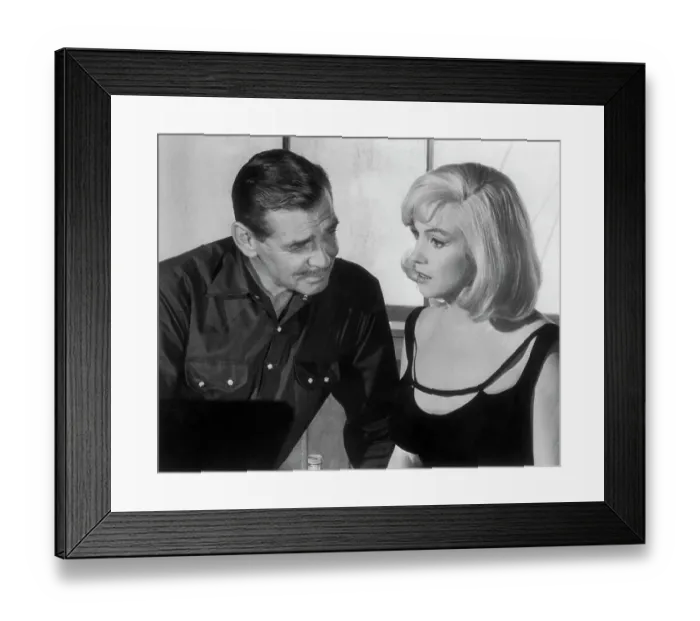 Framed Print : Marilyn Monroe and Clark Gable in The Misfits Framed Print : Marilyn Monroe and Clark Gable in The Misfits