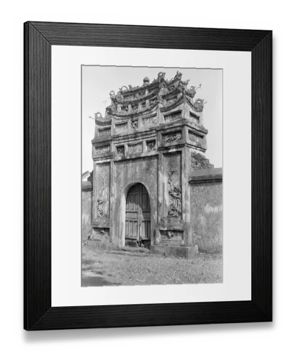 Framed Print : Citadel Standing in Hue Framed Print : Citadel Standing in Hue