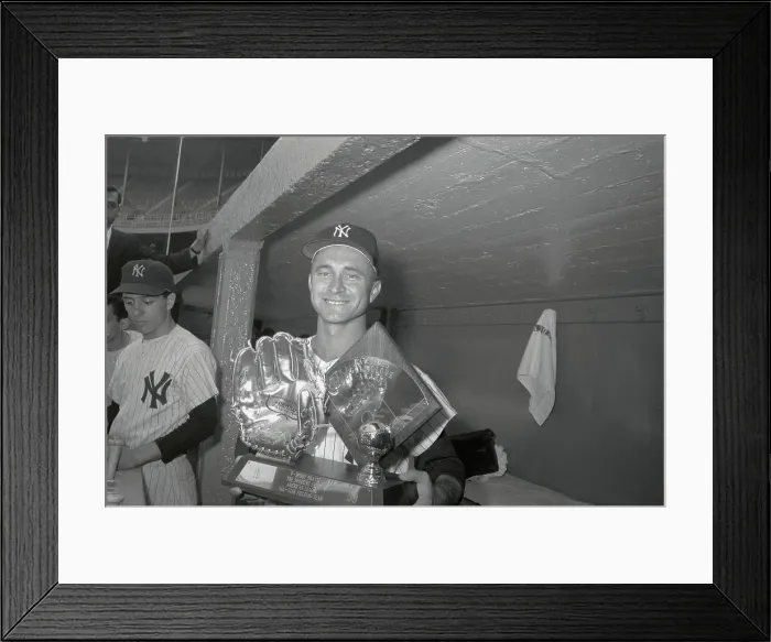 Framed Print : Bobby Shantz Winning Gold Glove Framed Print : Bobby Shantz Winning Gold Glove