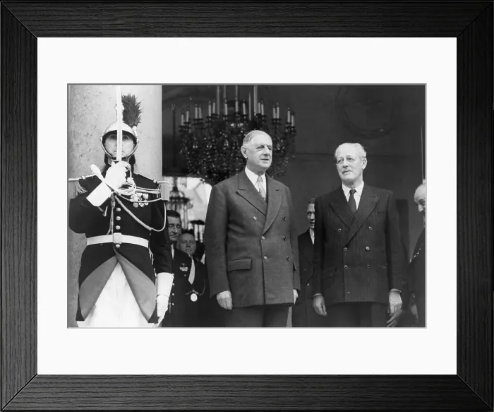 Framed Print : Charles De Gaulle with Harold MacMillan Framed Print : Charles De Gaulle with Harold MacMillan