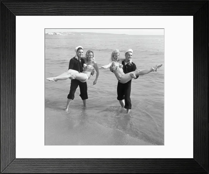 Framed Print : Shore Leave at Cannes