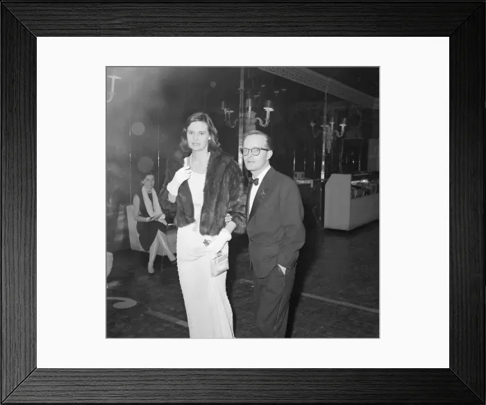 Framed Print : Gloria Vanderbilt and Truman Capote