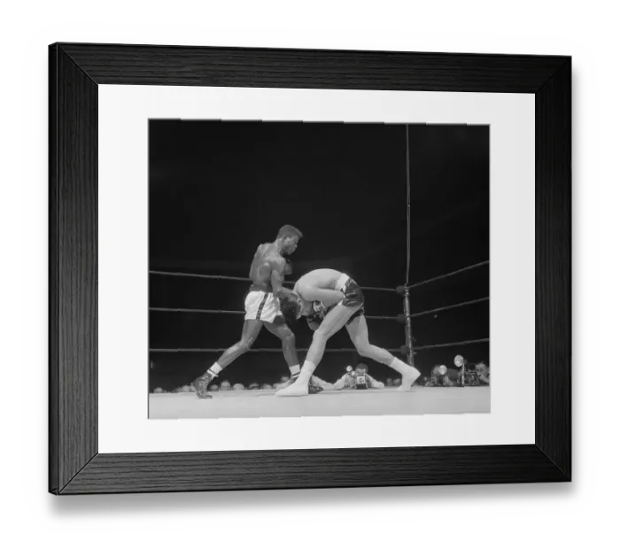 Framed Print : Gaspar Ortega Fighting Emile Griffith Framed Print : Gaspar Ortega Fighting Emile Griffith