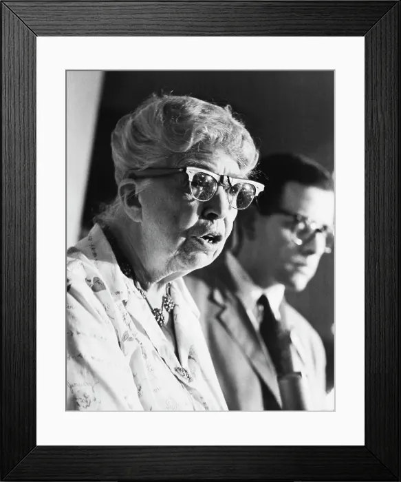 Framed Print : Eleanor Roosevelt Framed Print : Eleanor Roosevelt