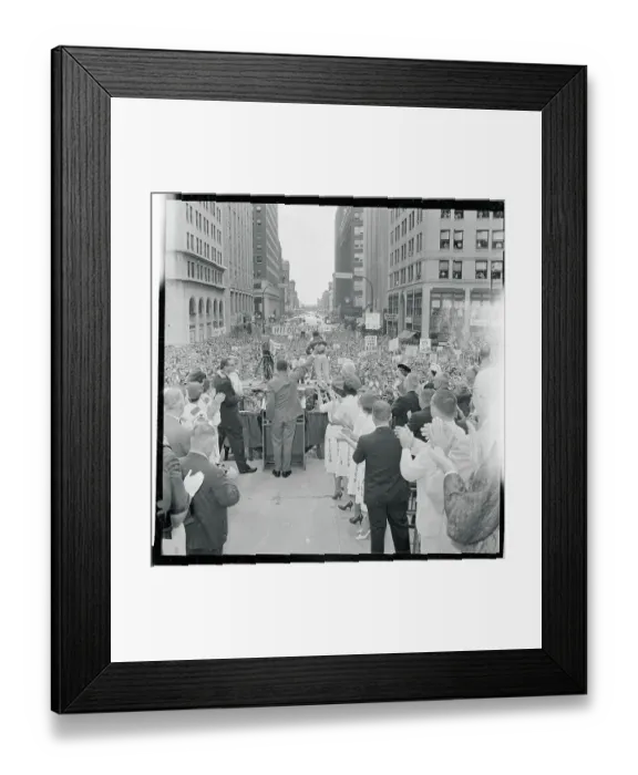 Framed Print : Nixon Campaigns in New York Framed Print : Nixon Campaigns in New York