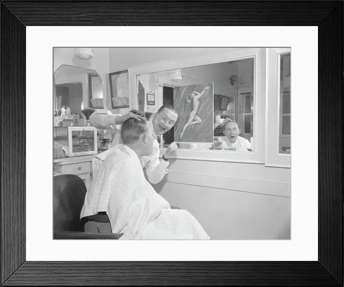 Framed Print : Men Gawking at Nude Picture of Marilyn Monroe Framed Print : Men Gawking at Nude Picture of Marilyn Monroe