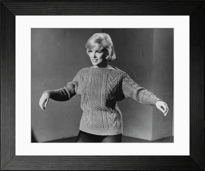 Framed Print : Marilyn Monroe Wearing Sweater and Making a Dance Step Framed Print : Marilyn Monroe Wearing Sweater and Making a Dance Step