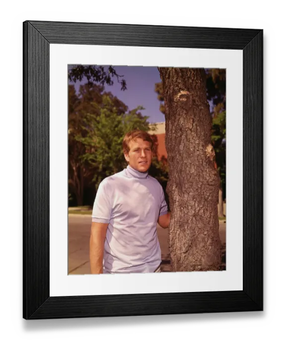 Framed Print : Portrait of Ryan O'Neal Framed Print : Portrait of Ryan O'Neal
