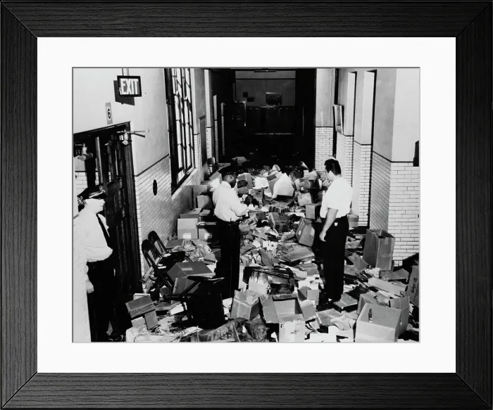 Framed Print : Vandalised Elementary School Framed Print : Vandalised Elementary School