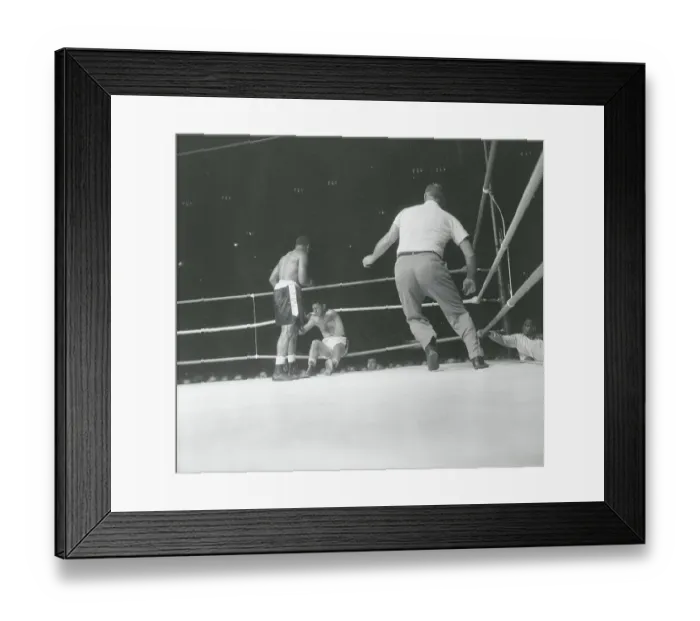 Framed Print : Archie Moore and Yvon Durelle in Boxing Action