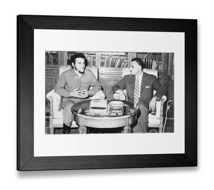 Framed Print : Gamal Abdel Nasser Meeting with Ernesto Guevara Framed Print : Gamal Abdel Nasser Meeting with Ernesto Guevara