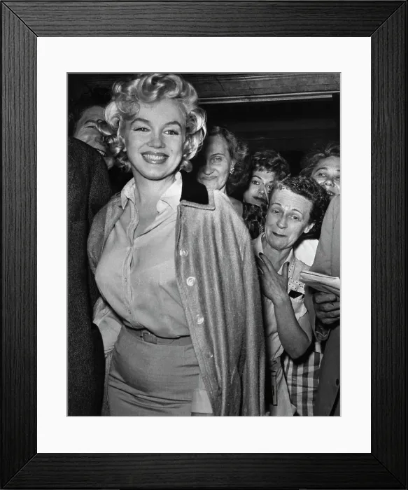 Framed Print : Marilyn Monroe Leaving Hospital