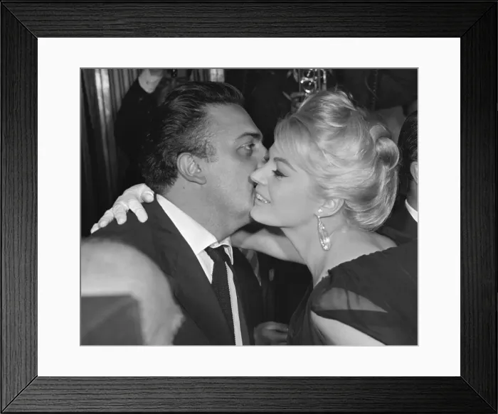 Framed Print : Anita Ekberg Hugs Federico Fellini Framed Print : Anita Ekberg Hugs Federico Fellini