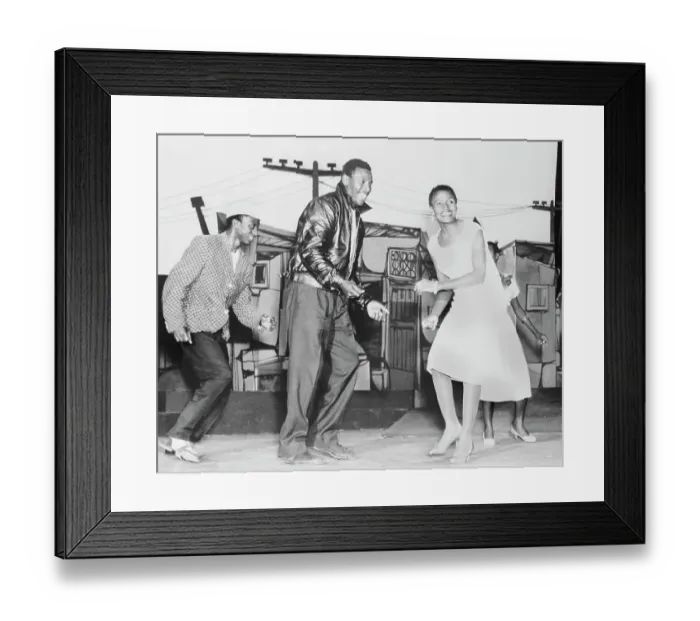 Framed Print : Nathan Mdledle and Miriam Makeba Performing Framed Print : Nathan Mdledle and Miriam Makeba Performing