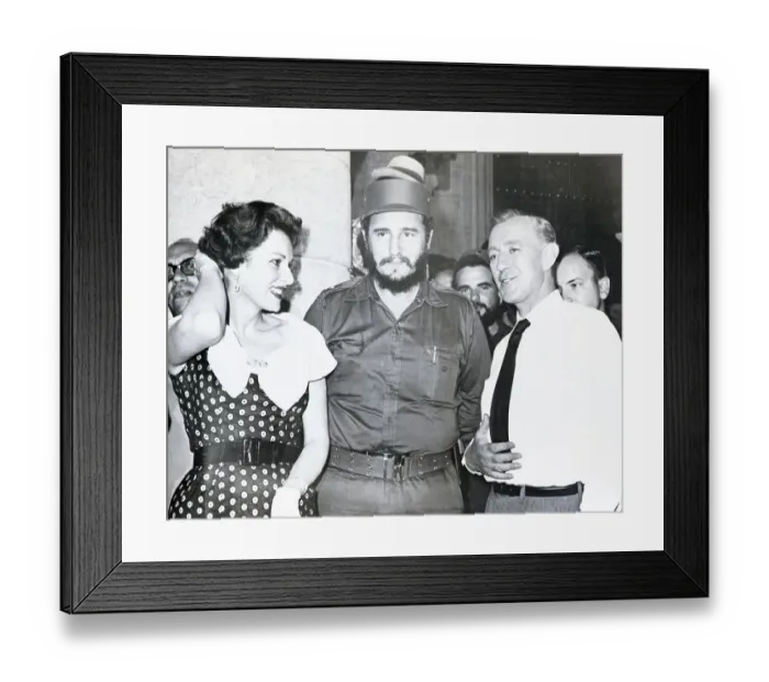 Framed Print : Fidel Castro on Movie Set with Maureen O'Hara and Alec Guinness Framed Print : Fidel Castro on Movie Set with Maureen O'Hara and Alec Guinness