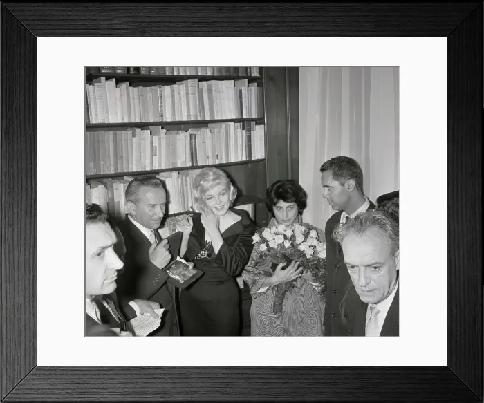Framed Print : Marilyn Monroe Receives Award Framed Print : Marilyn Monroe Receives Award