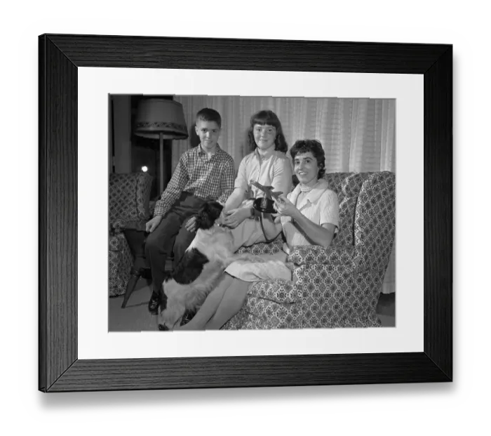 Framed Print : John Glenn's Wife and Children Framed Print : John Glenn's Wife and Children