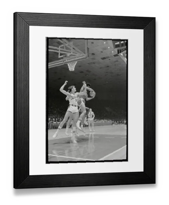 Framed Print : Lew Alcindor Grabbing Rebound