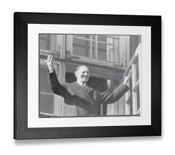 Framed Print : Denmark's King Frederick Raising His Arms Framed Print : Denmark's King Frederick Raising His Arms