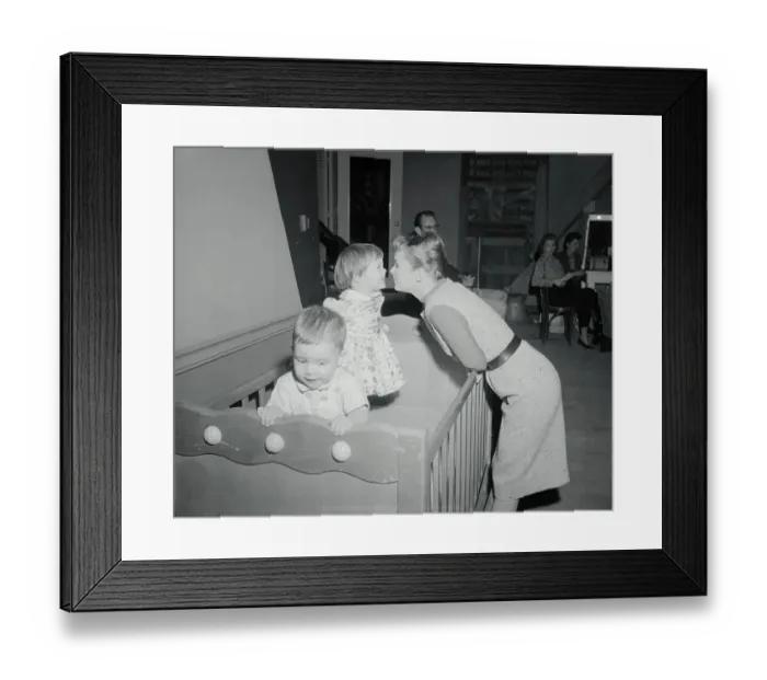 Framed Print : Debbie Reynolds Playing with Daughter Carrie Framed Print : Debbie Reynolds Playing with Daughter Carrie