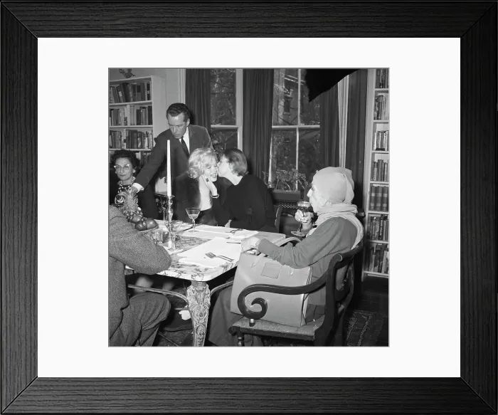 Framed Print : Mccullers Gives Monroe A Greeting Kiss Framed Print : Mccullers Gives Monroe A Greeting Kiss