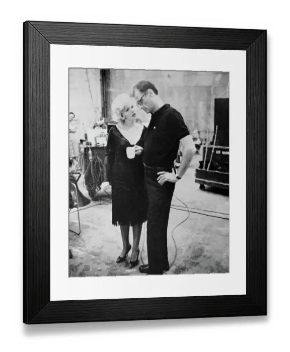 Framed Print : Marilyn Monroe and her Husband