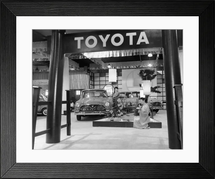 Framed Print : Japanese Women Modeling with Toyota Sedans Framed Print : Japanese Women Modeling with Toyota Sedans