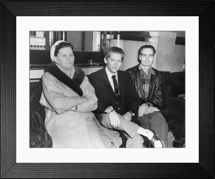 Framed Print : Jerry Lee Lewis with His Parents