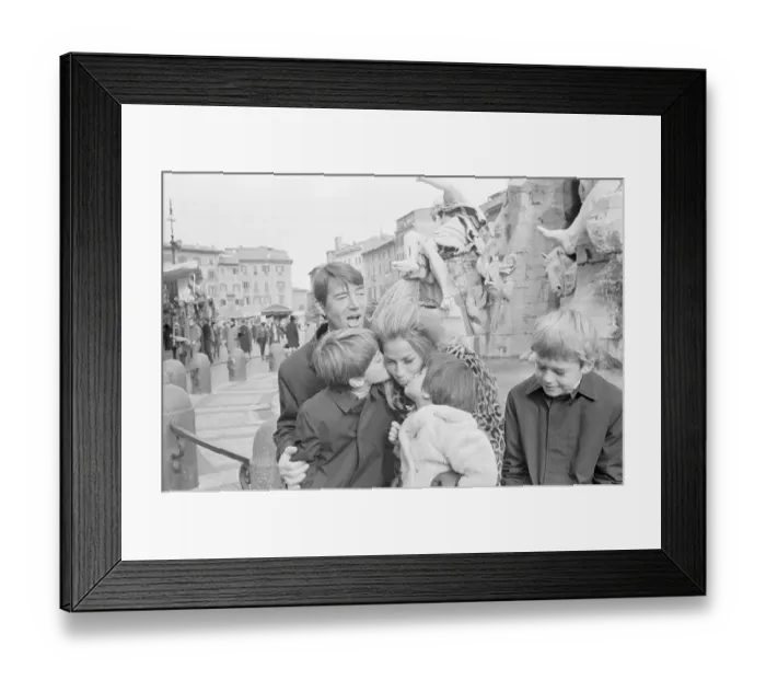 Framed Print : Ellen Hargitay Embracing Children of Jayne Mansfield Framed Print : Ellen Hargitay Embracing Children of Jayne Mansfield