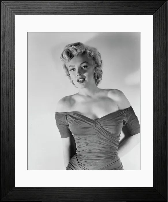Framed Print : Actress Marilyn Monroe Framed Print : Actress Marilyn Monroe