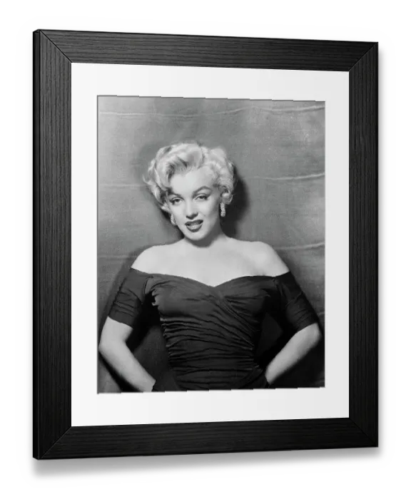 Framed Print : Actress Marilyn Monroe Framed Print : Actress Marilyn Monroe
