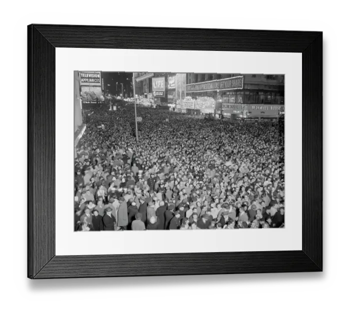 Framed Print : New Year's Crowd in Times Square, 1959 Framed Print : New Year's Crowd in Times Square, 1959