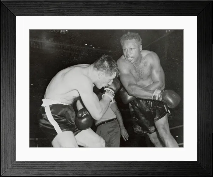 Framed Print : Archie Moore Knocking out Yvon Durelle Framed Print : Archie Moore Knocking out Yvon Durelle
