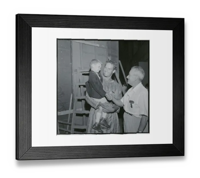 Framed Print : Fraser Heston Shaking Hands with William Wyler Framed Print : Fraser Heston Shaking Hands with William Wyler