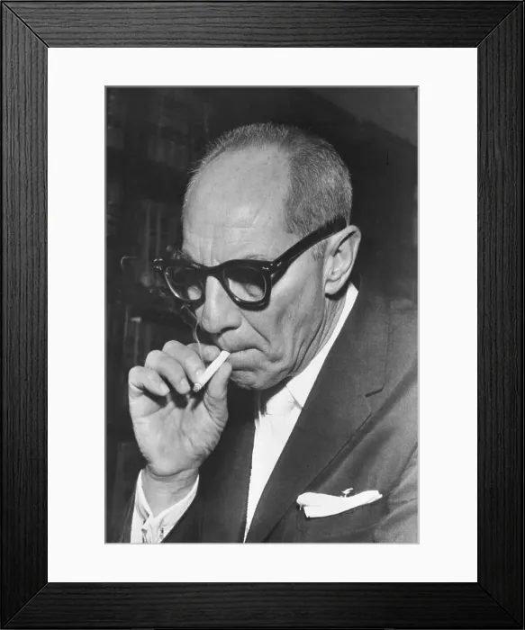 Framed Print : Zeppo Marx Pausing at Courthouse Framed Print : Zeppo Marx Pausing at Courthouse